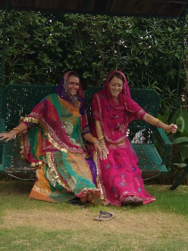 Travel - India - Rajasthan - Jodhpur - Newspaper Photoshoot - The Swing